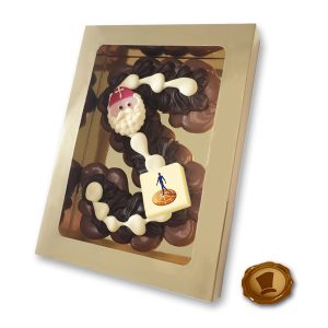 Extra grote Chocolade Spuitletter met logo