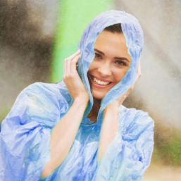 Wegwerp poncho in meerdere kleuren