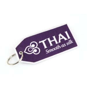 Remove Before Flight Tag (eigen vorm) sleutelhangers met uw tekst of logo