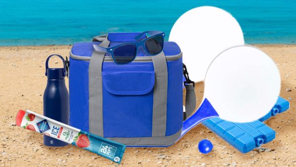 Blauwe branding strandpakket
